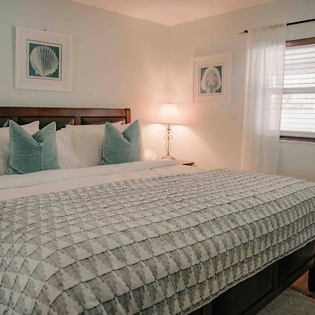 Entire Home, Heated Pool, Just 10 Min To Beach! Vero Beach Exterior photo